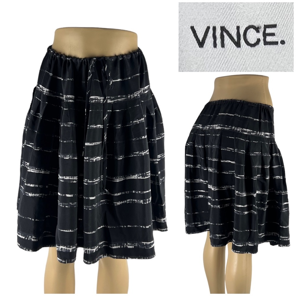 Vince Womens Small Skirt Short Geometric Black White 100% Silk Drawstring